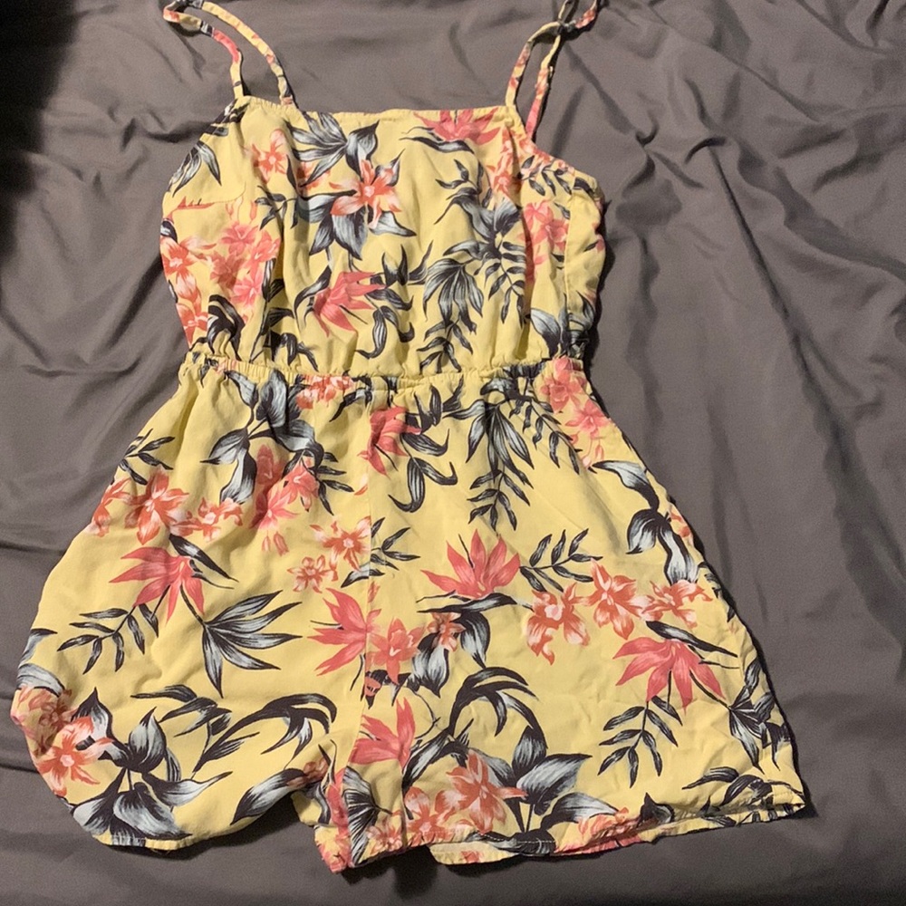 Summer romper - floral/tropical pattern